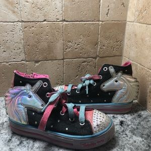 Girls twinkle toe sketchers size 13